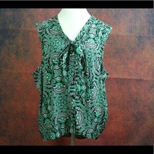 Spruce & sage brand green and black tank top